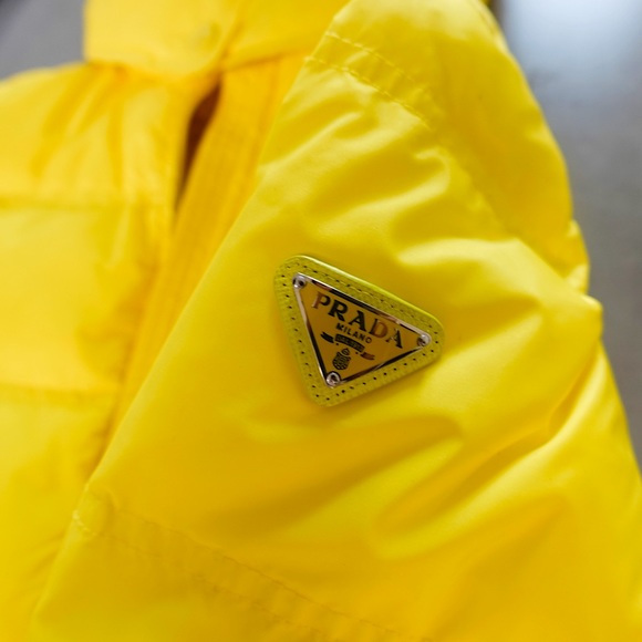 PRADA Womens Jacket with removable hood
Sz 38/US4 -  Yellow - Picture 5 of 9